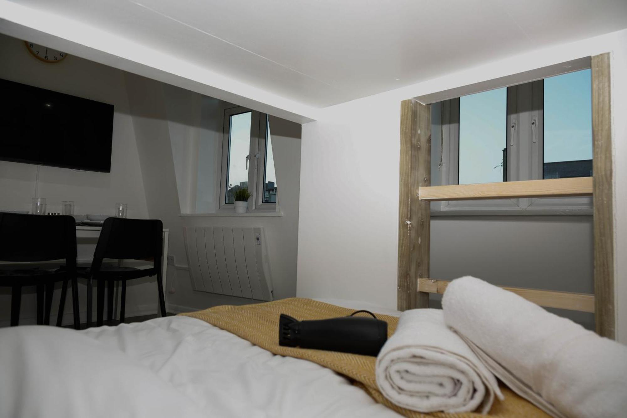 New Luxury Apartments In Central London Next To Shops, Cafes, Bars & Metro Exterior foto